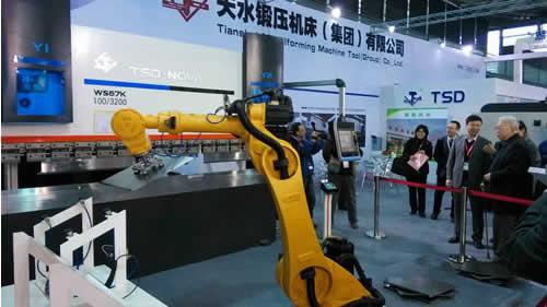 【锻压机床安徽工厂】可曲挠橡胶接头合同